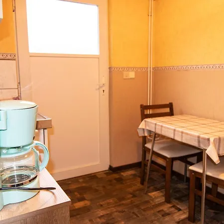 Greifswalder Chaussee *