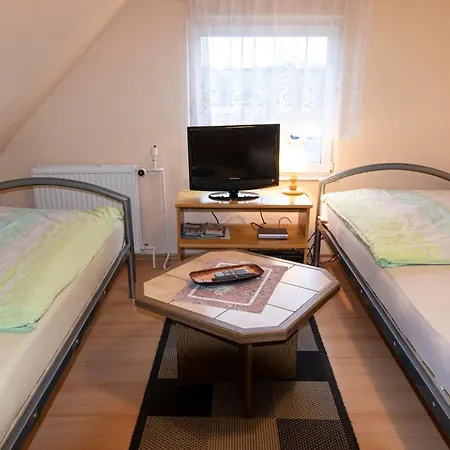 Greifswalder Chaussee דירה